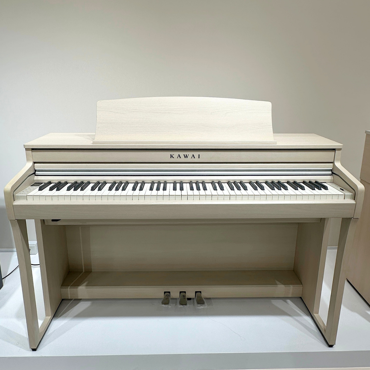 あいり 【送料込】KAWAI CA49A 椅子付 木製鍵盤 美品 KAWAI CA49 - Keylife二手電鋼琴專售旗艦館