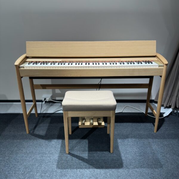 LINE_ALBUM_KL_260913_6 ROLAND KF-10