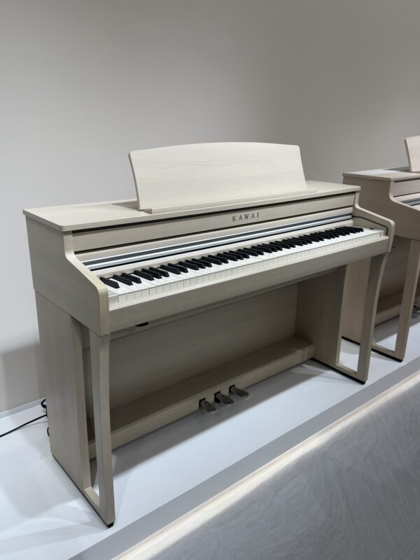 KAWAI CA49