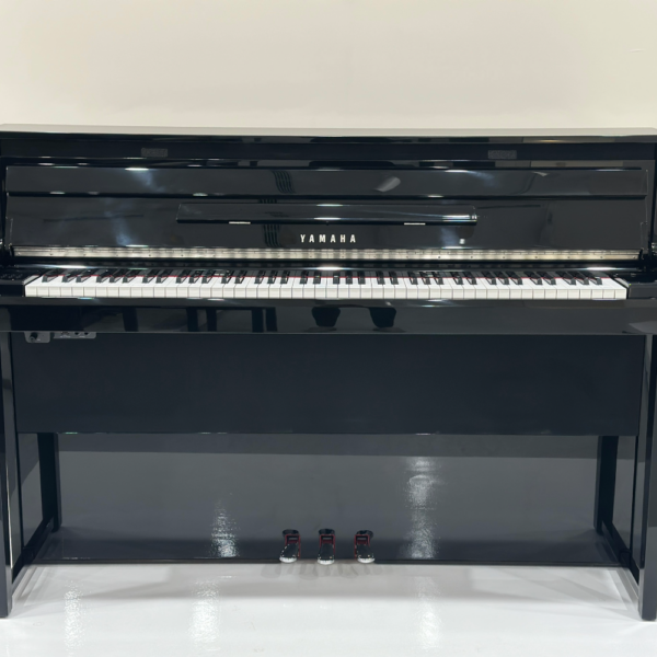 YAMAHA NU1